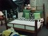 Jacana bed